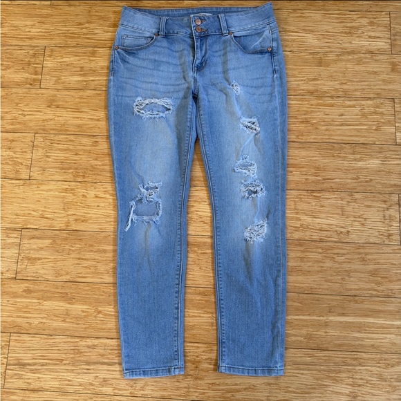 Women's Refuge Distressed Light Wash Skinny Jeans Size 10 - Picture 2 of 10